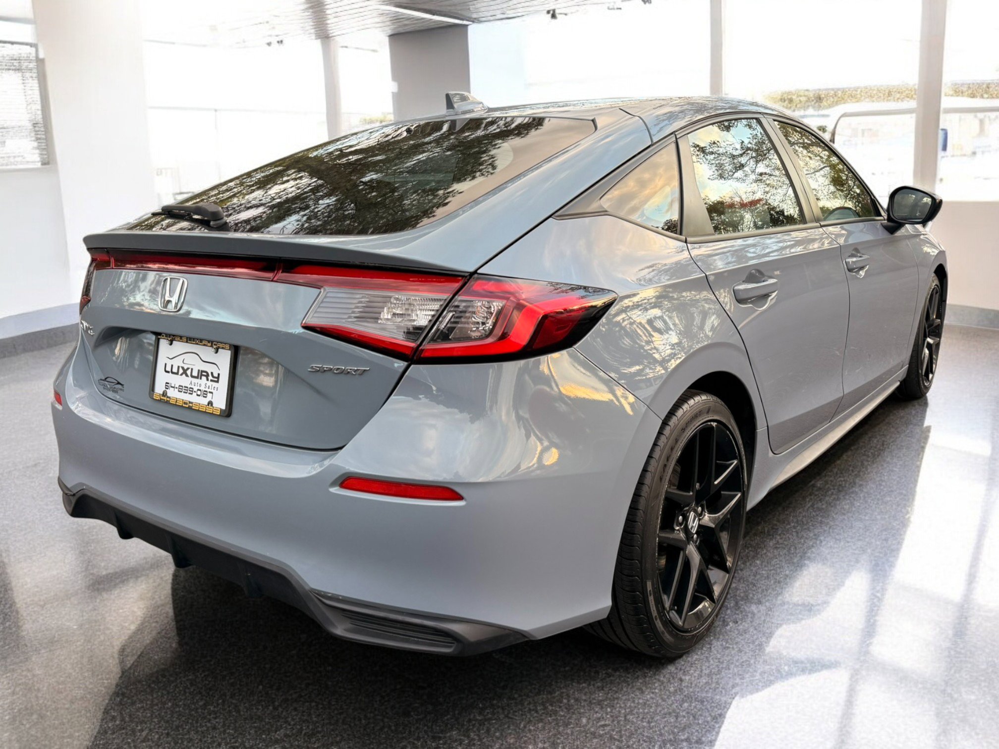 Used 2022 Honda Civic Sport image 9