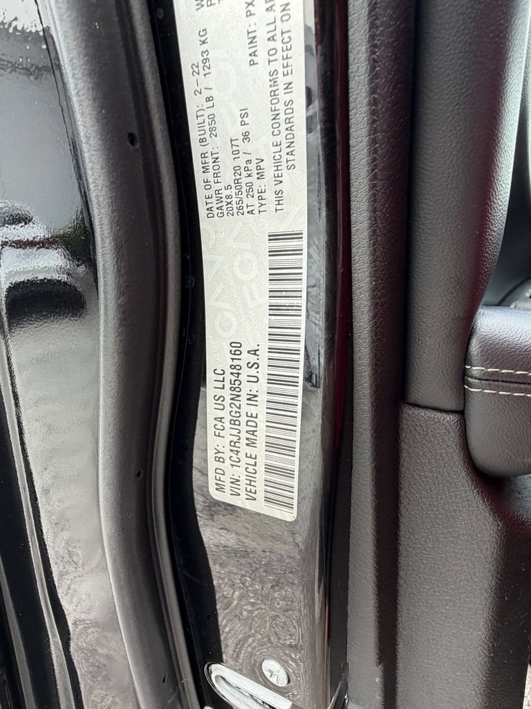 Used 2022 Jeep Grand Cherokee L Limited RWD image 32
