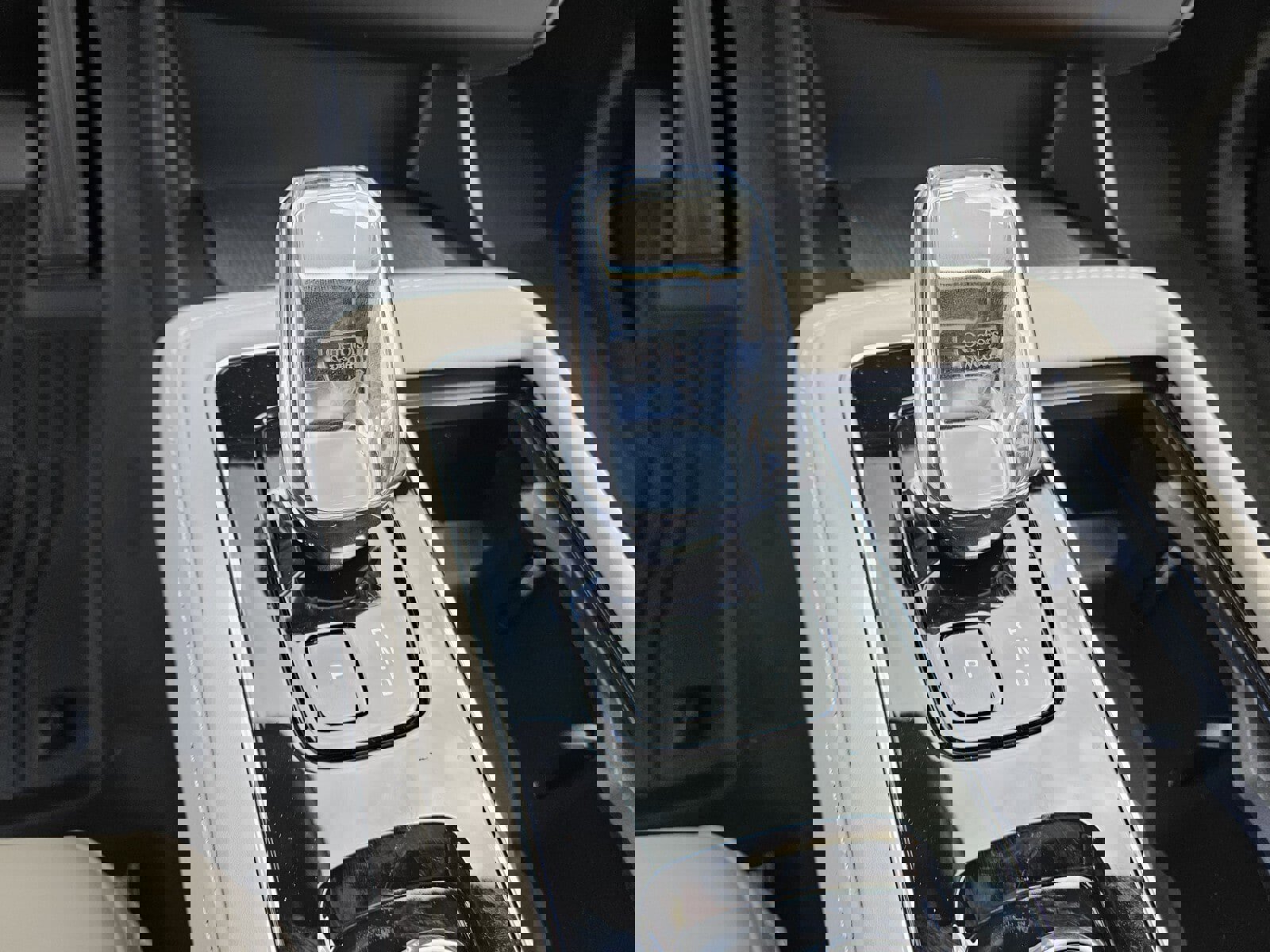 New 2026 Volvo XC90 T8 Plus image 32