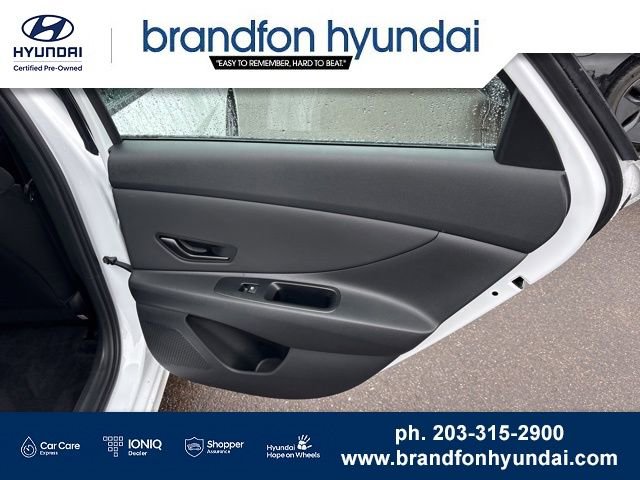 Certified 2025 Hyundai Elantra SEL FWD image 9