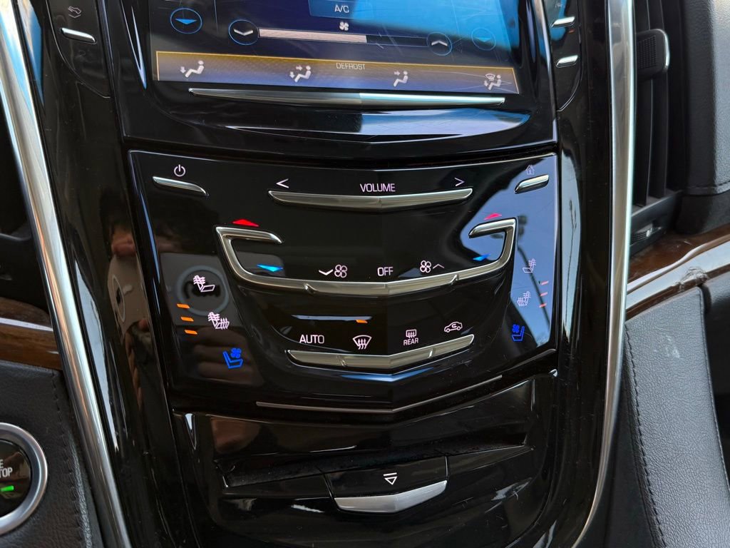 Used 2017 Cadillac Escalade ESV Premium Luxury image 13