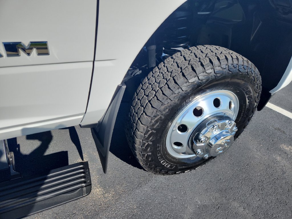 Certified 2025 RAM 3500 Laramie AWD/4WD image 29