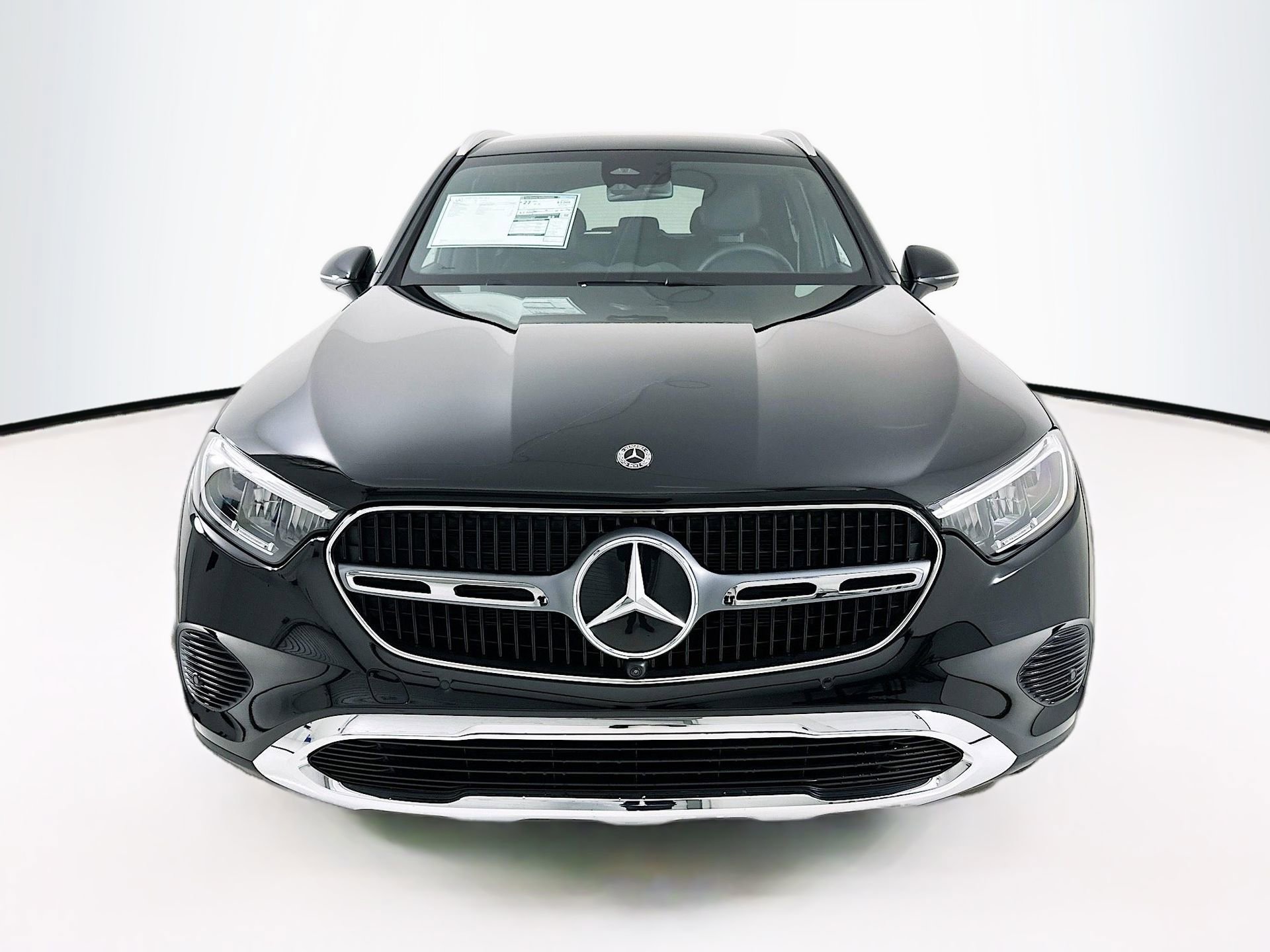 New 2026 Mercedes-Benz GLC 300 image 2