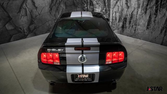 Used 2007 Ford Mustang Shelby GT500 RWD image 14
