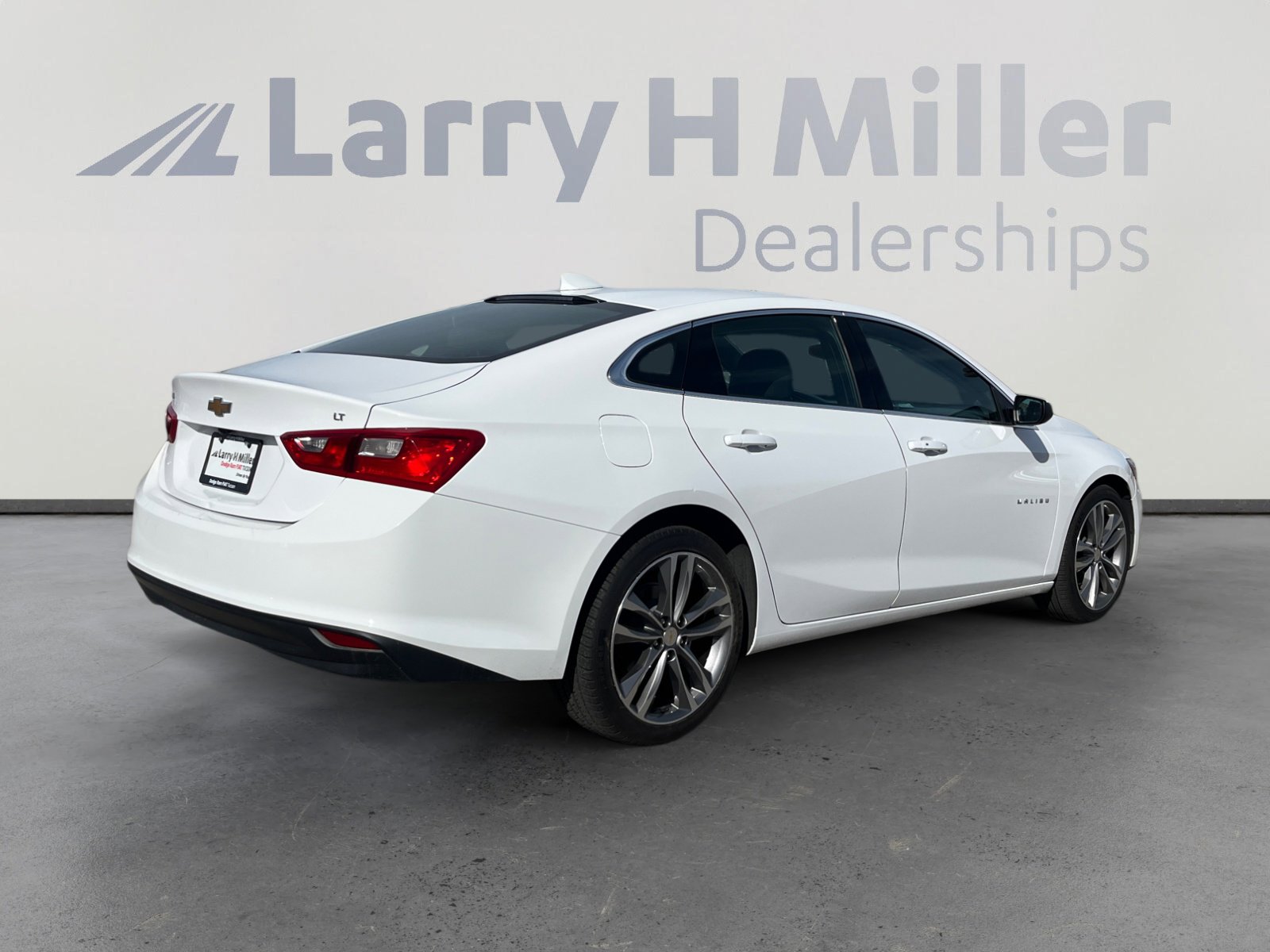 Used 2023 Chevrolet Malibu LT image 5