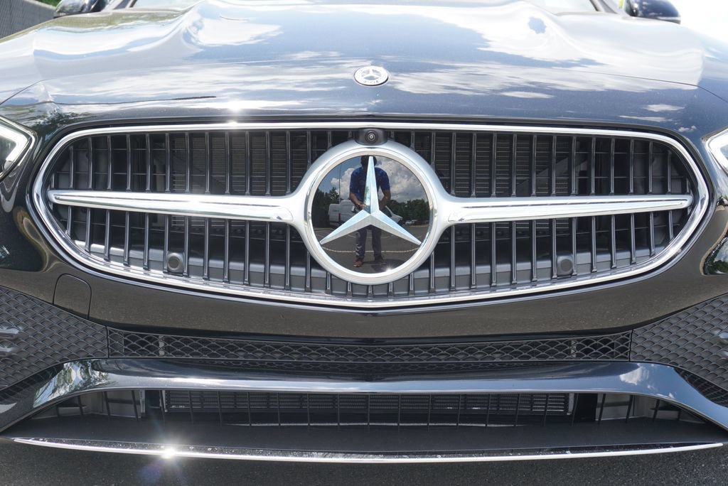 Certified 2025 Mercedes-Benz C 300 Sedan image 9