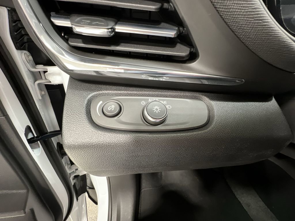 New 2025 Buick Envista Preferred w/ Convenience I Package image 17