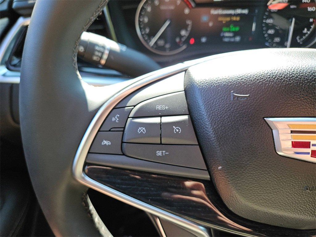 Used 2025 Cadillac XT5 Premium Luxury image 23