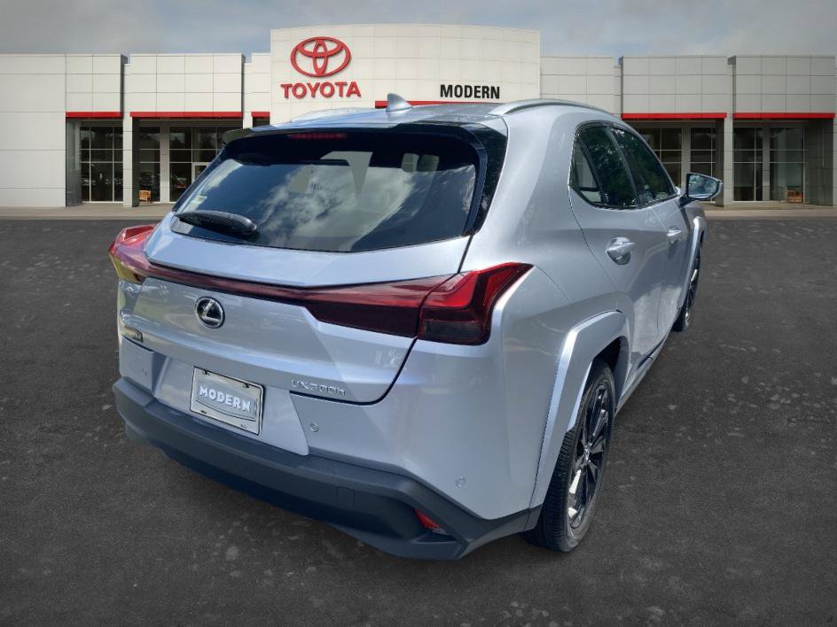 Used 2025 Lexus UX 300h FWD image 5