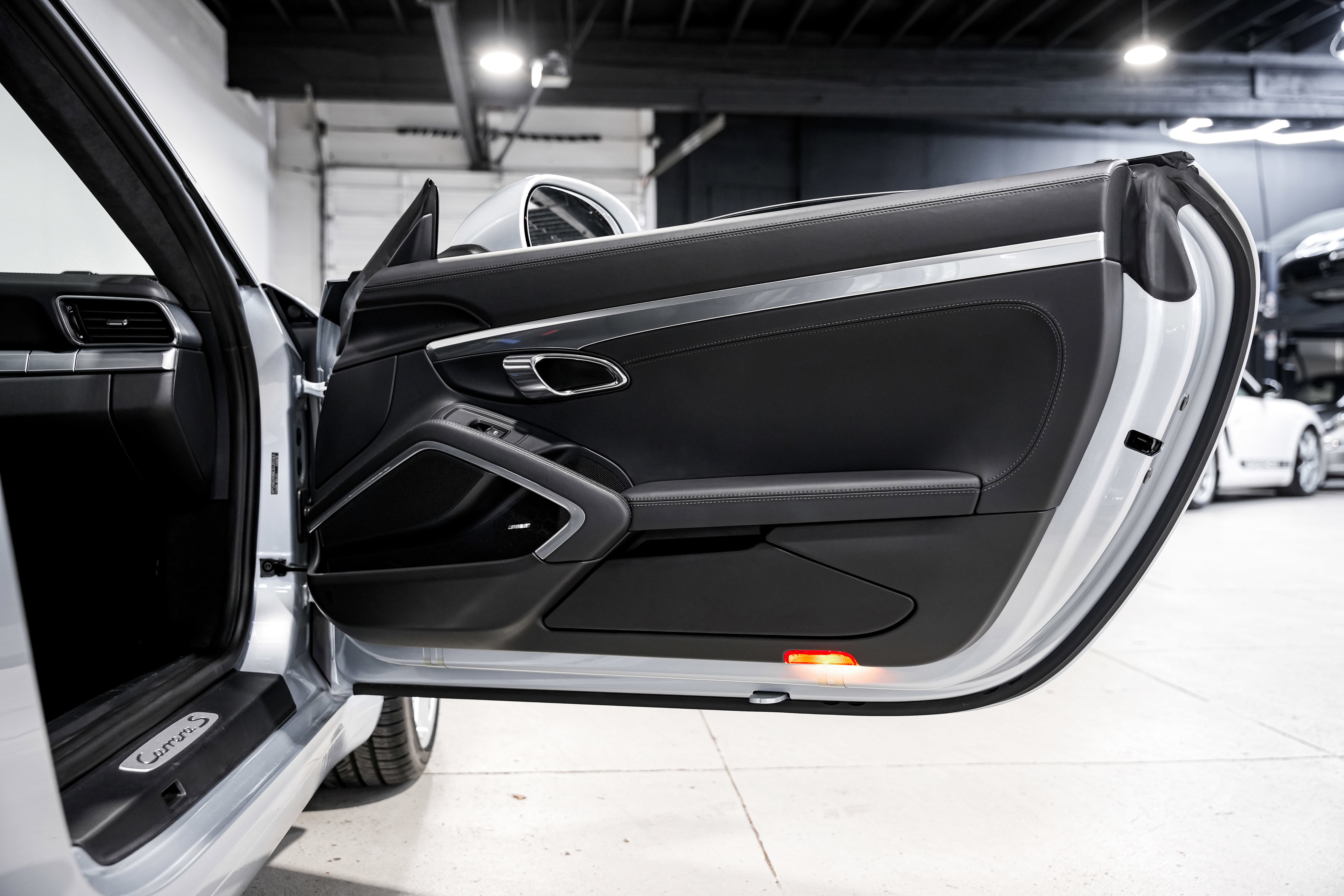 Used 2014 Porsche 911 Carrera S RWD image 26