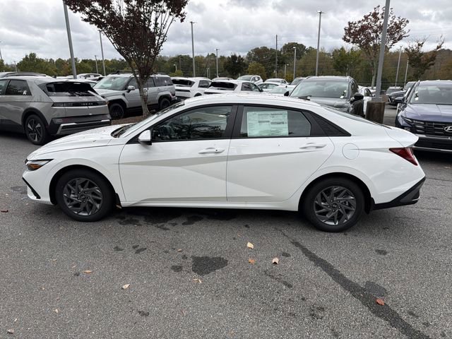 New 2026 Hyundai Elantra Blue image 4