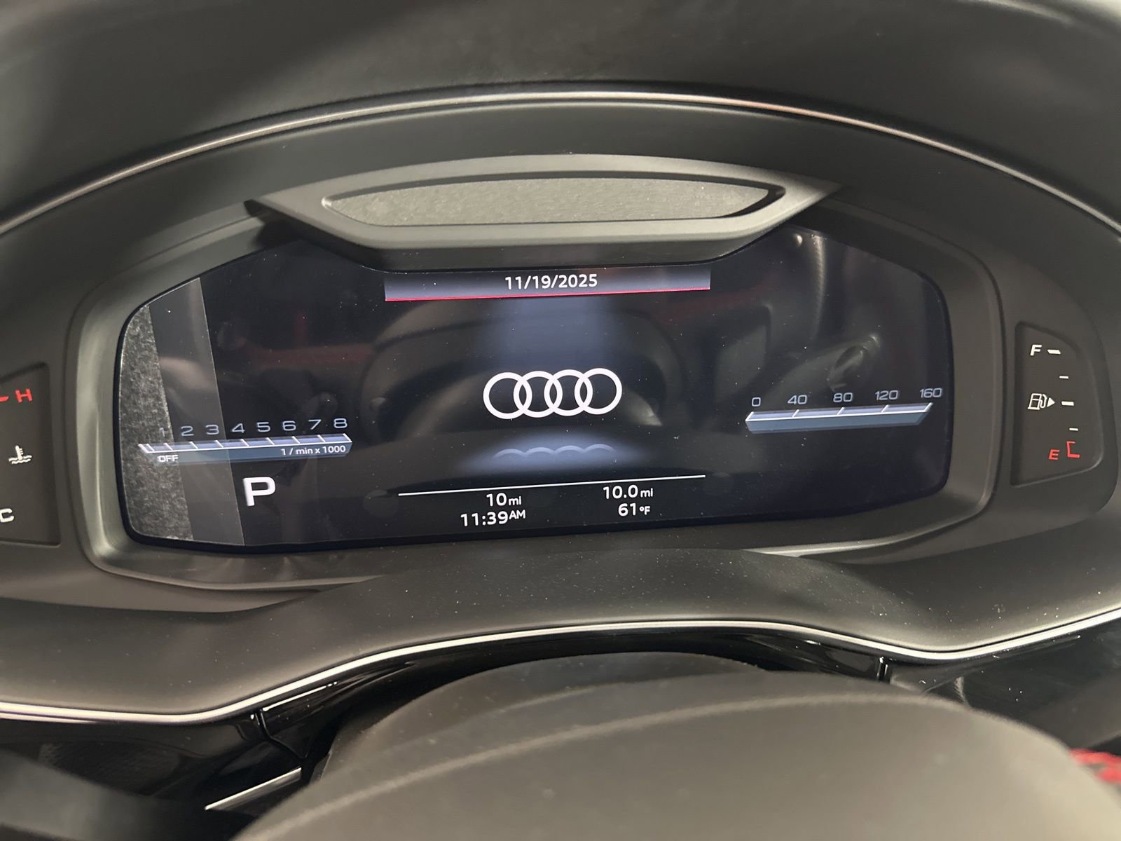 New 2026 Audi SQ8 Prestige image 18