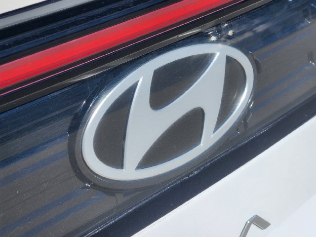 Used 2025 Hyundai Sonata SEL FWD image 11