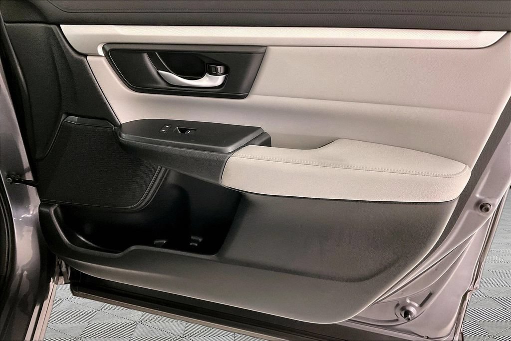 Used 2017 Honda CR-V LX image 22