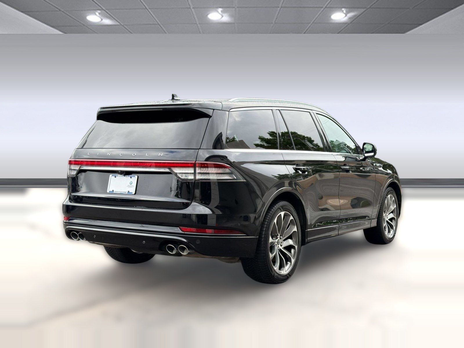 Used 2022 Lincoln Aviator Grand Touring w/ Equipment Group 301A AWD/4WD image 9