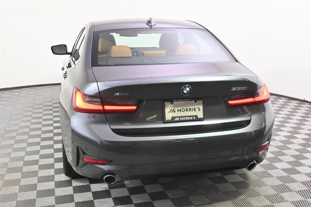 Used 2022 BMW 330i xDrive Sedan w/ Driving Assistance Package image 4