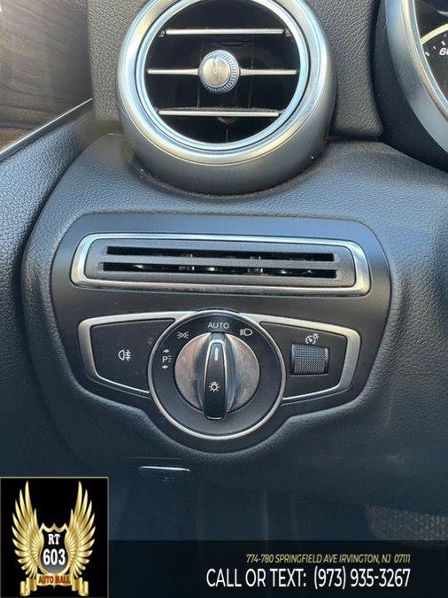 Used 2019 Mercedes-Benz C 300 4MATIC Sedan image 14
