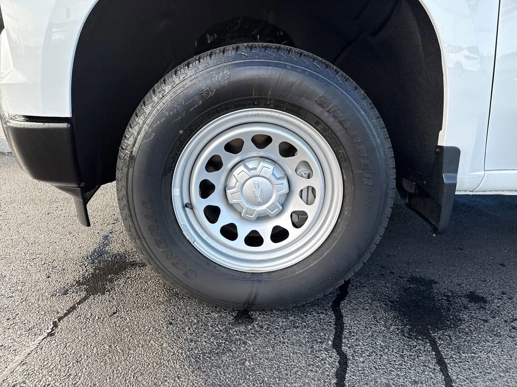 New 2026 Chevrolet Silverado 1500 W/T image 27