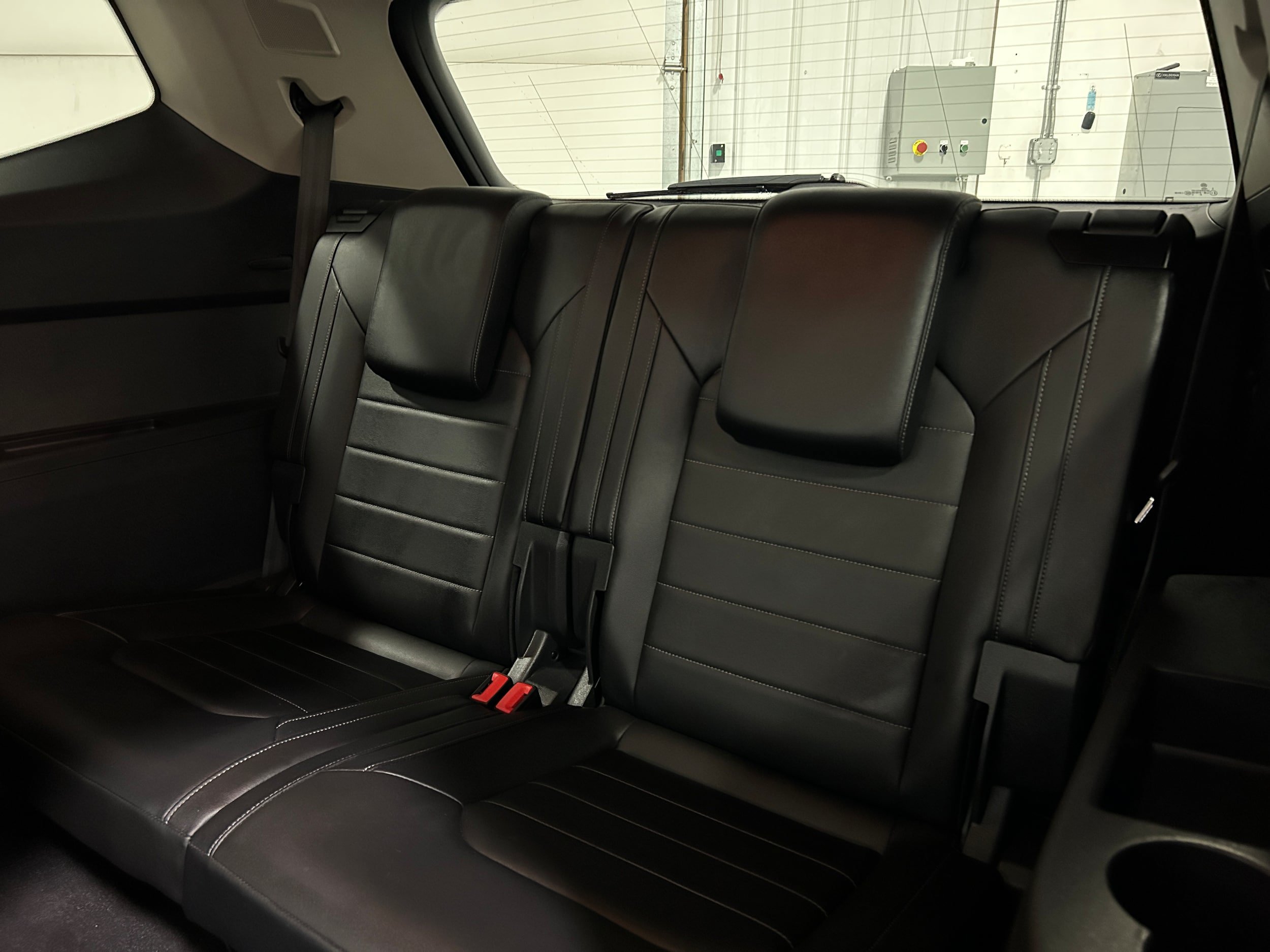 Used 2019 Volkswagen Atlas SEL Premium AWD/4WD image 31