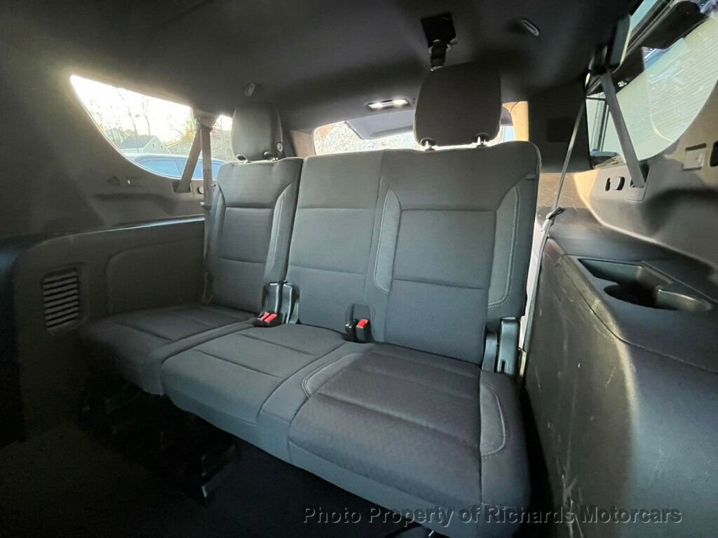 Used 2022 GMC Yukon XL SLE image 19