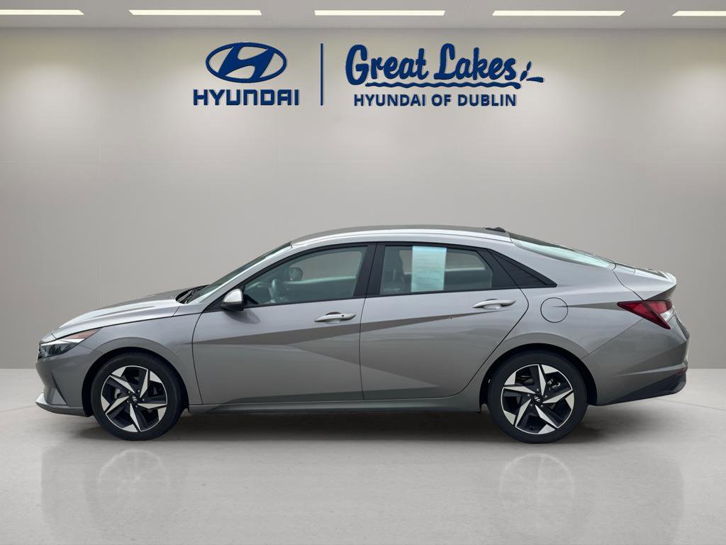 Used 2023 Hyundai Elantra SEL w/ Convenience Package image 2