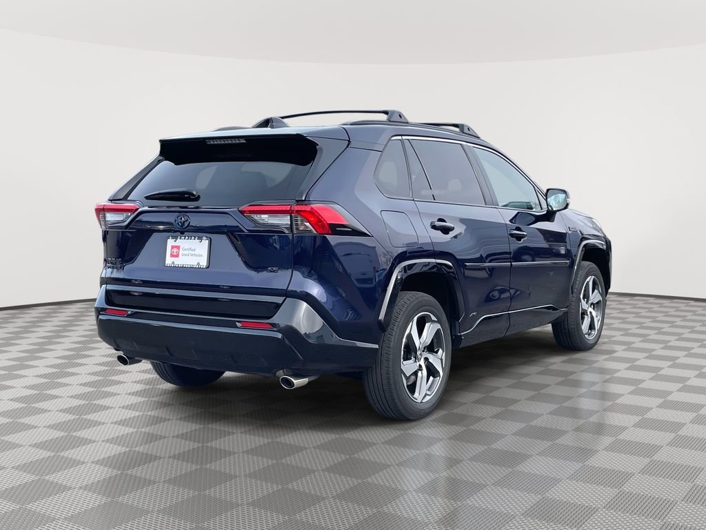 Used 2023 Toyota RAV4 SE image 7