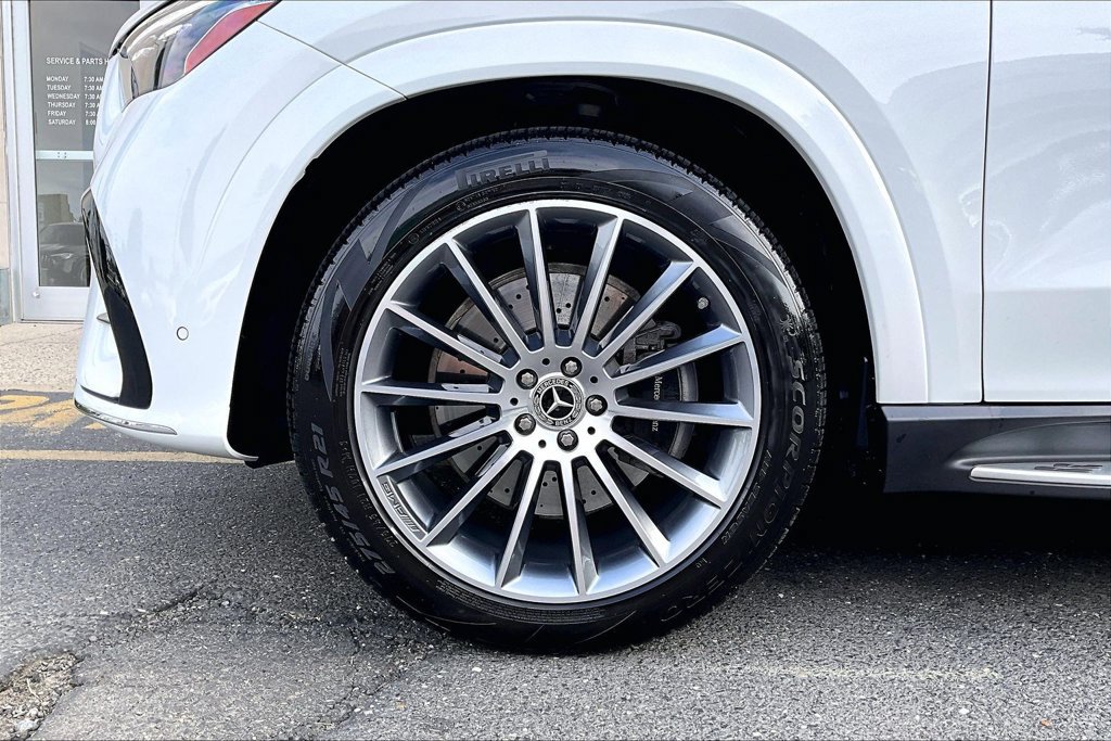 Certified 2026 Mercedes-Benz GLE 450 4MATIC image 8