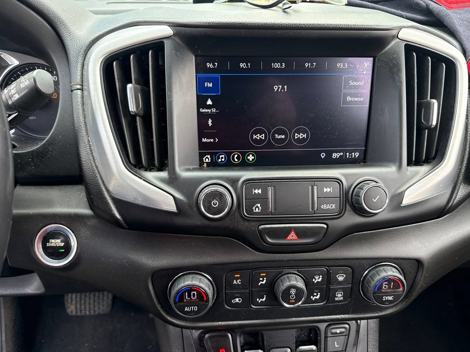 Used 2020 GMC Terrain SLT FWD image 14