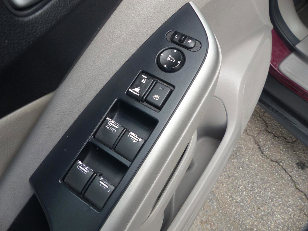 Used 2012 Honda CR-V EX-L image 19