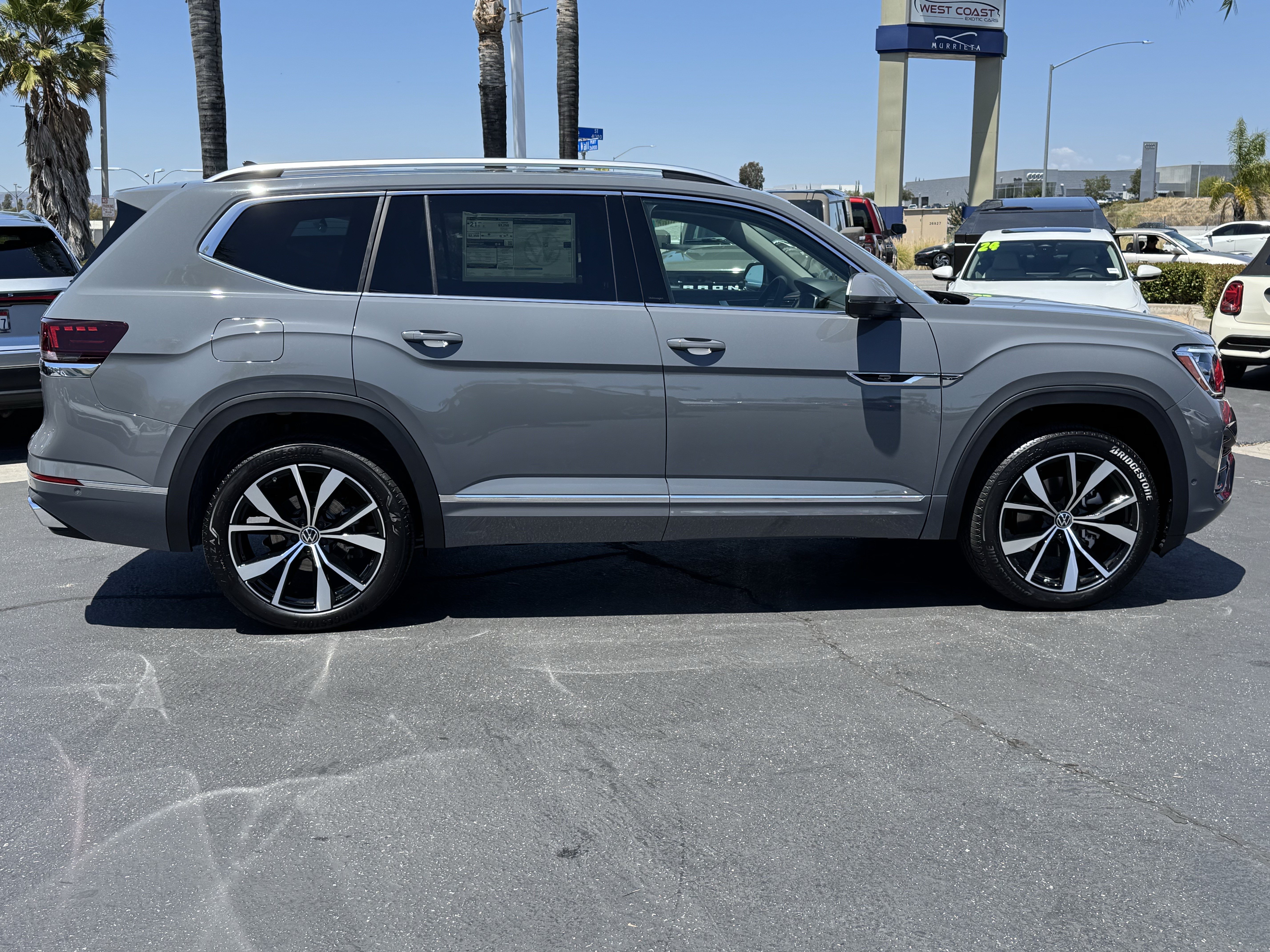 New 2026 Volkswagen Atlas SEL Premium R-Line AWD/4WD image 9