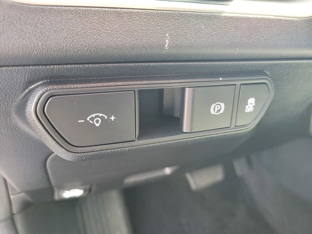 Used 2025 Kia K4 LXS image 17