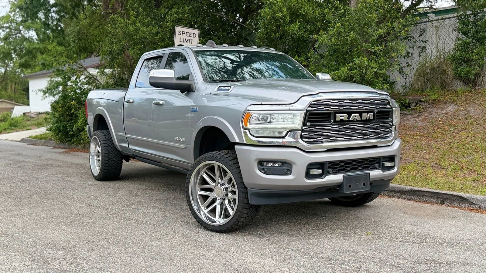 Used 2019 RAM 2500 Limited image 15