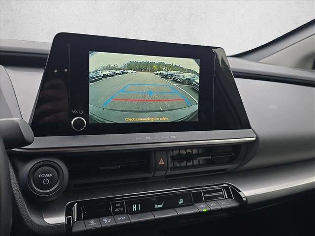 Used 2024 Toyota Prius LE image 12