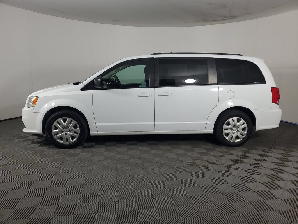 Used 2018 Dodge Grand Caravan SE w/ UConnect Hands-Free Group FWD image 7
