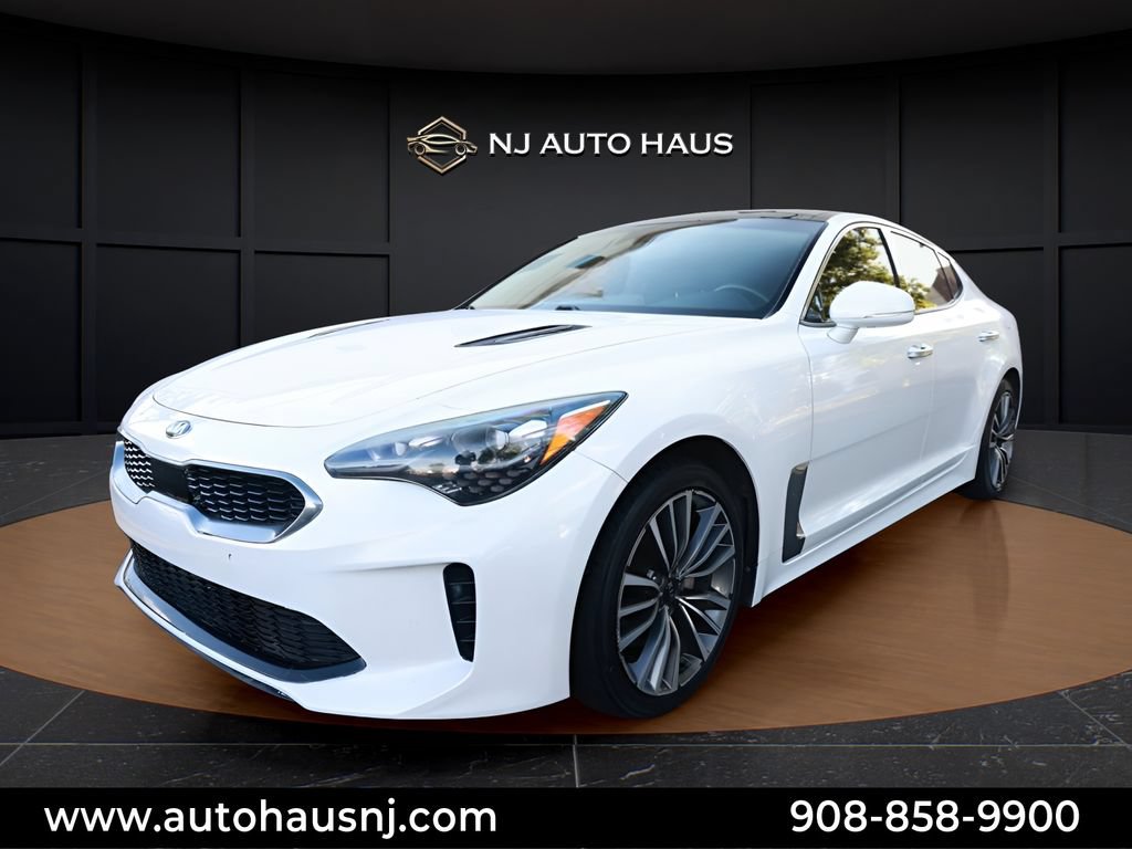 Used 2019 Kia Stinger Premium RWD image 4