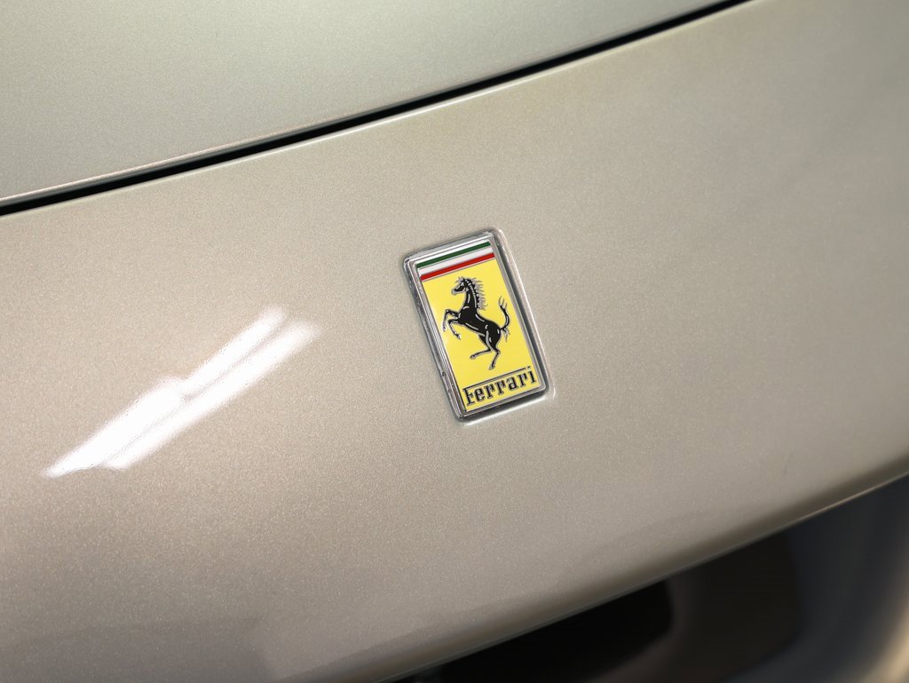 Used 2023 Ferrari 296 GTS image 10
