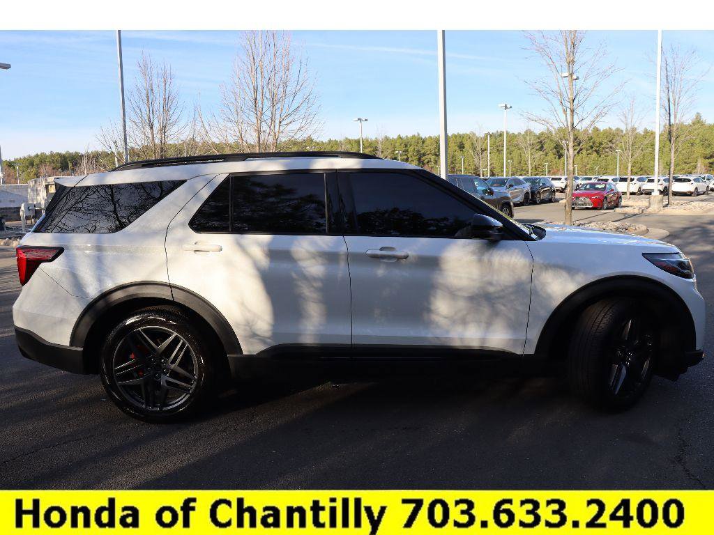 Used 2025 Ford Explorer ST w/ Sun And Sound Package image 8