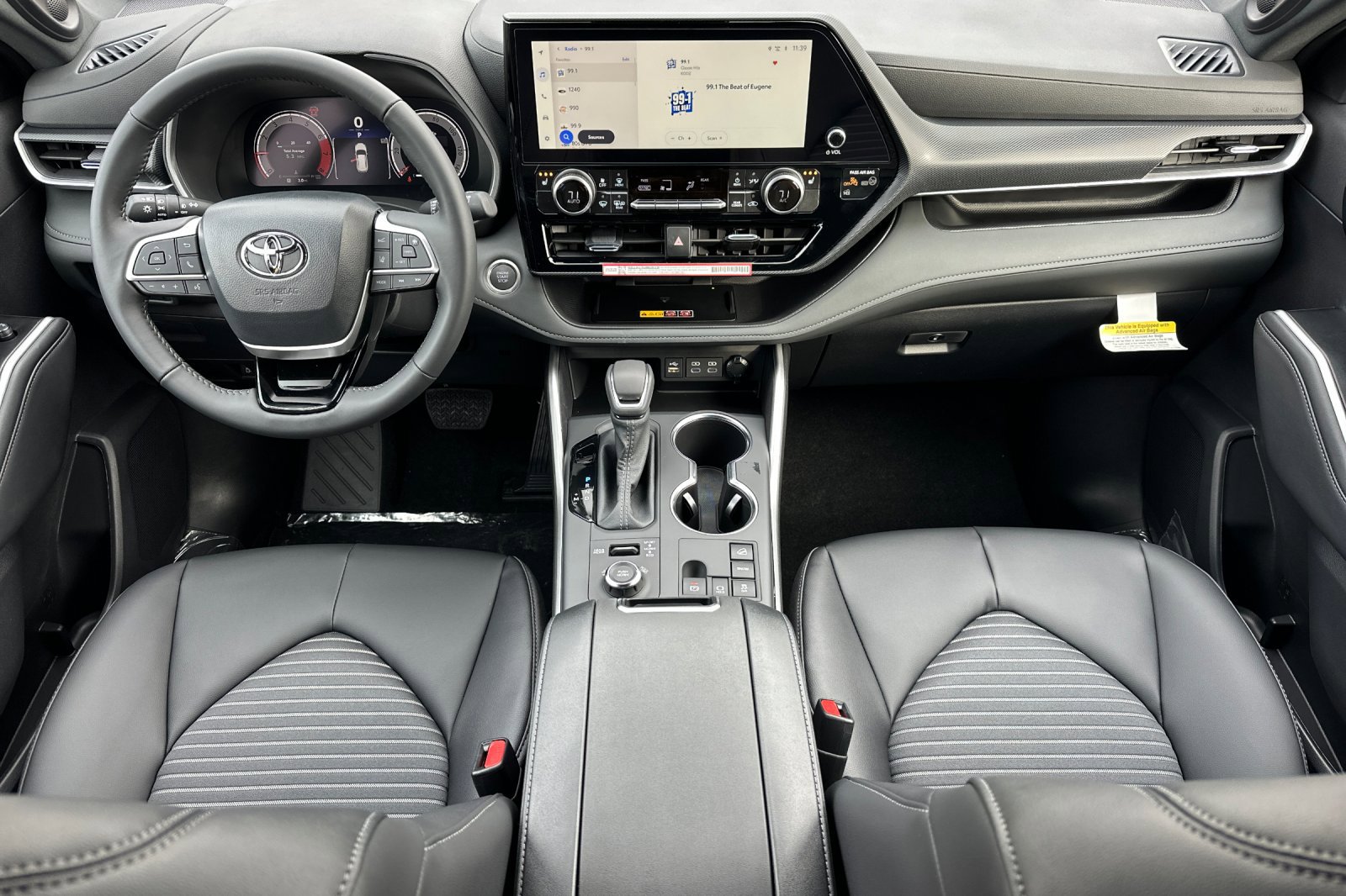 New 2026 Toyota Highlander XSE image 11