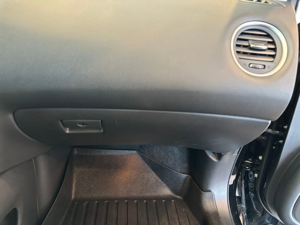 Used 2019 Nissan Pathfinder SL AWD/4WD image 35