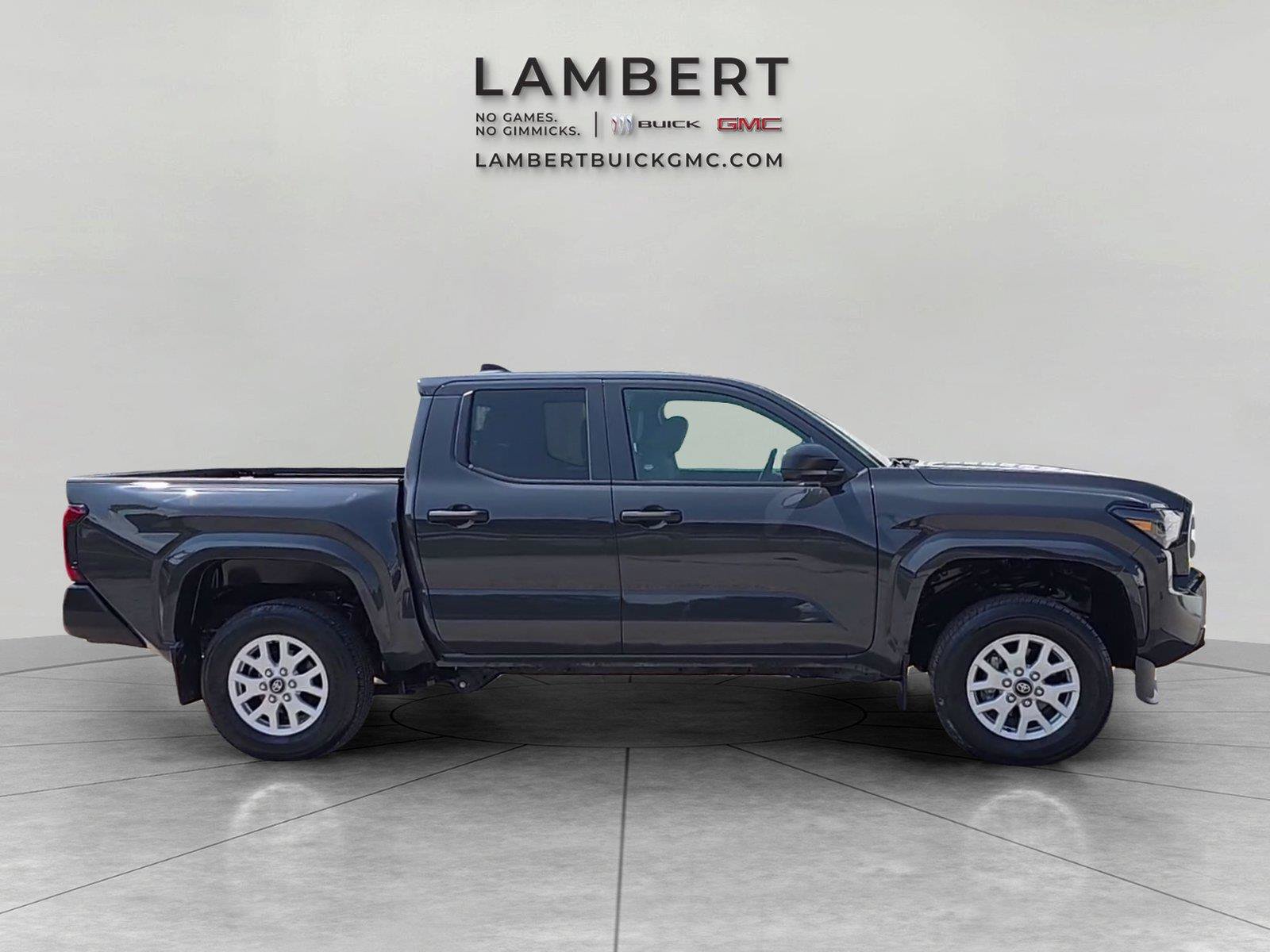 Used 2024 Toyota Tacoma SR AWD/4WD image 6