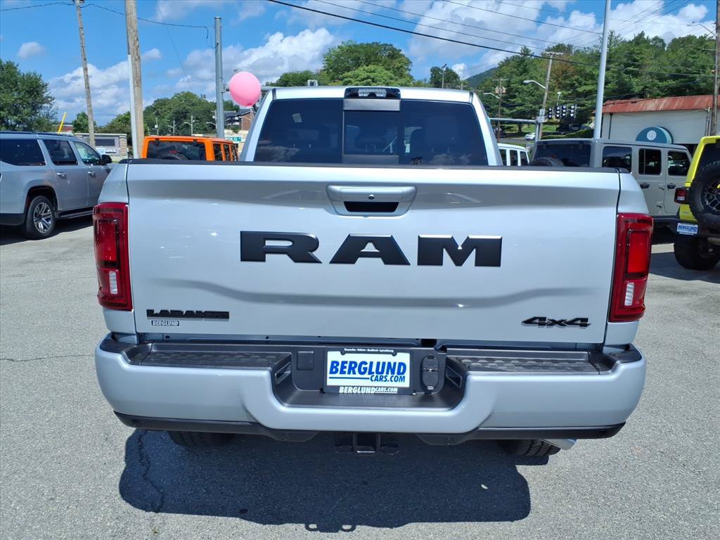 New 2026 RAM 2500 Laramie AWD/4WD image 5