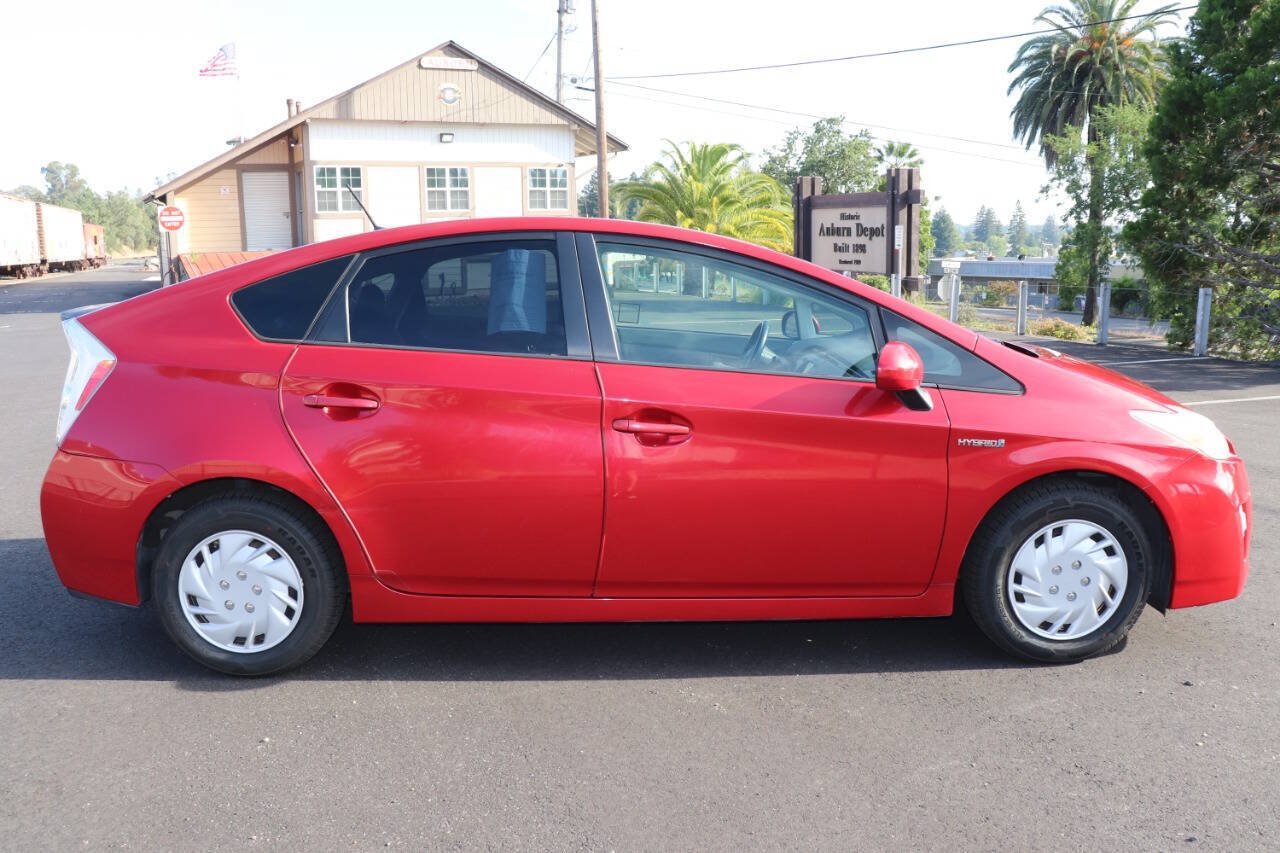 Used 2010 Toyota Prius Four w/ Navigation Pkg FWD image 8