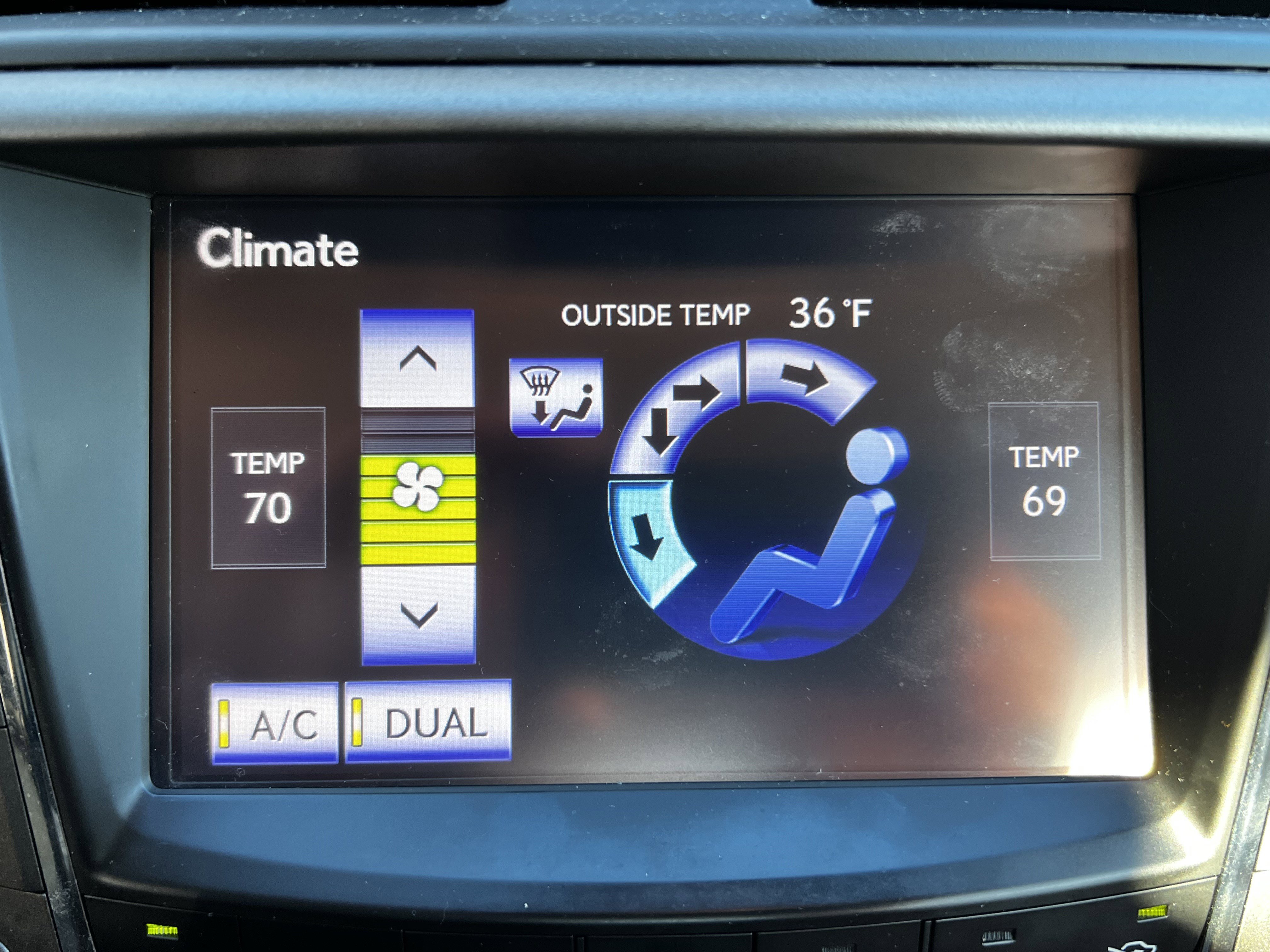 Used 2014 Lexus IS 250C image 25