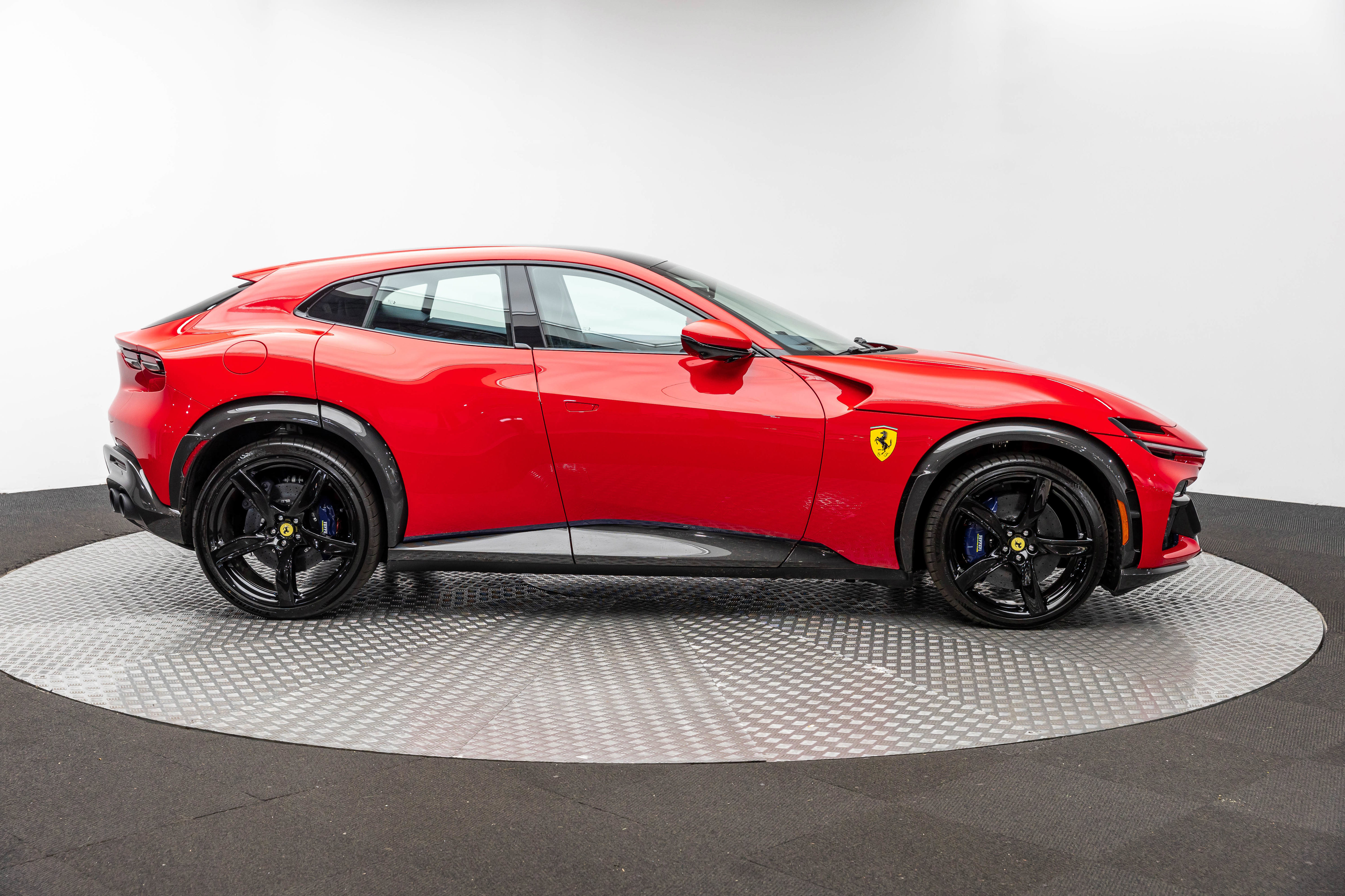 Used 2026 Ferrari Purosangue AWD/4WD image 9