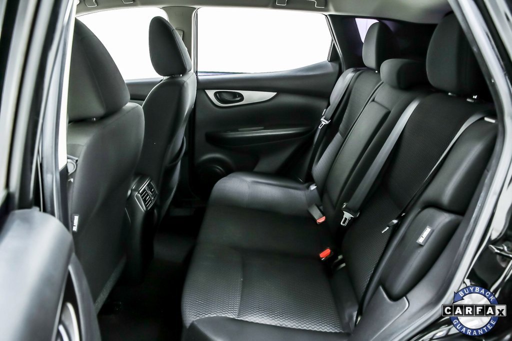 Used 2021 Nissan Rogue Sport S image 28