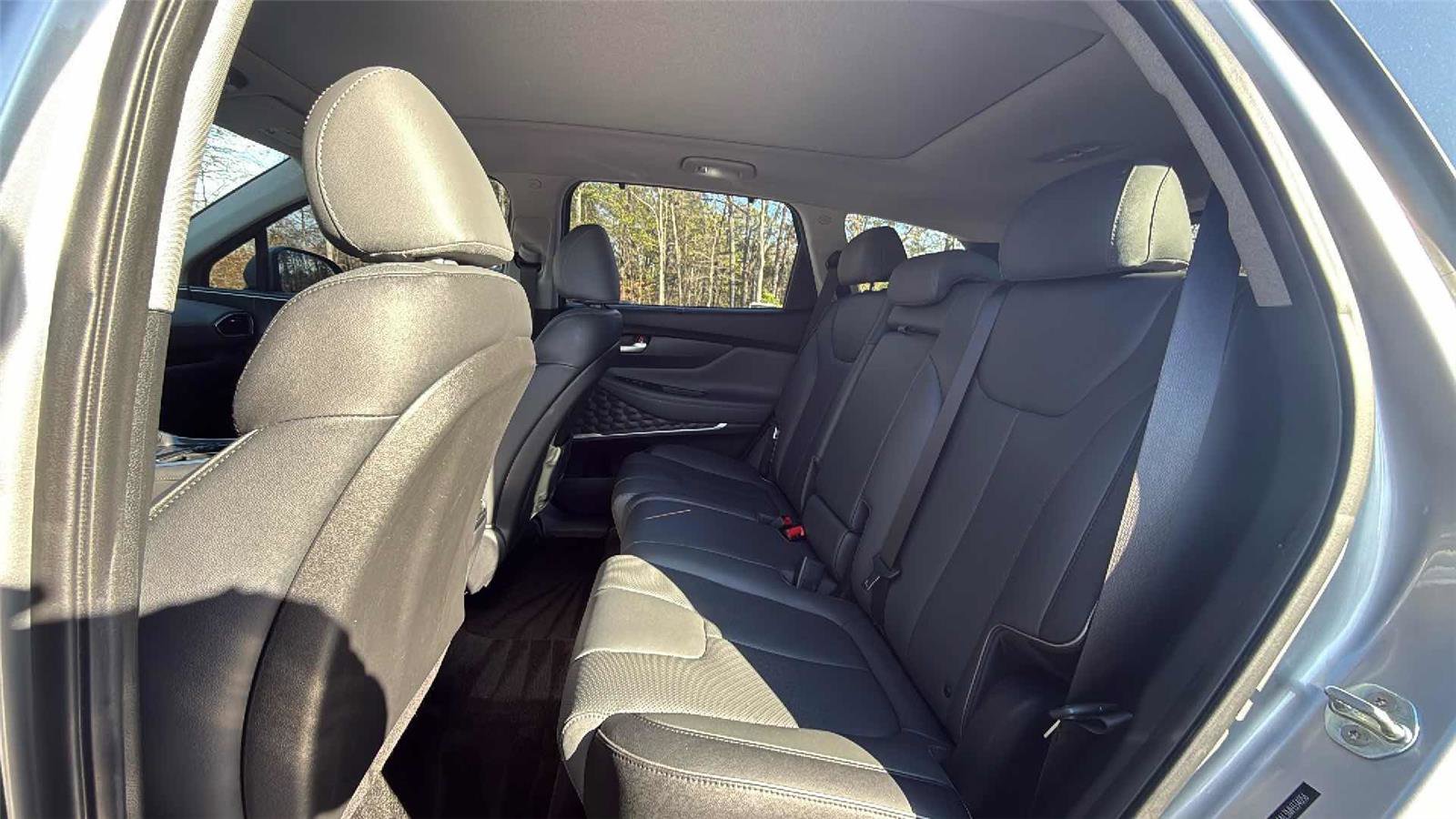 Used 2021 Hyundai Santa Fe Limited image 11