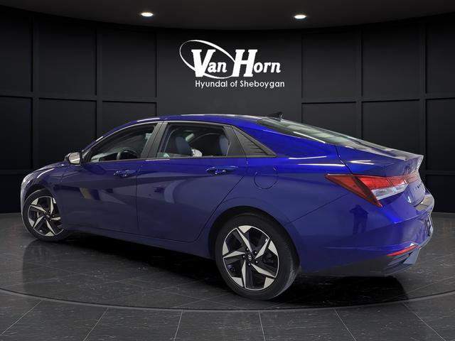 Certified 2023 Hyundai Elantra SEL w/ Convenience Package FWD image 5