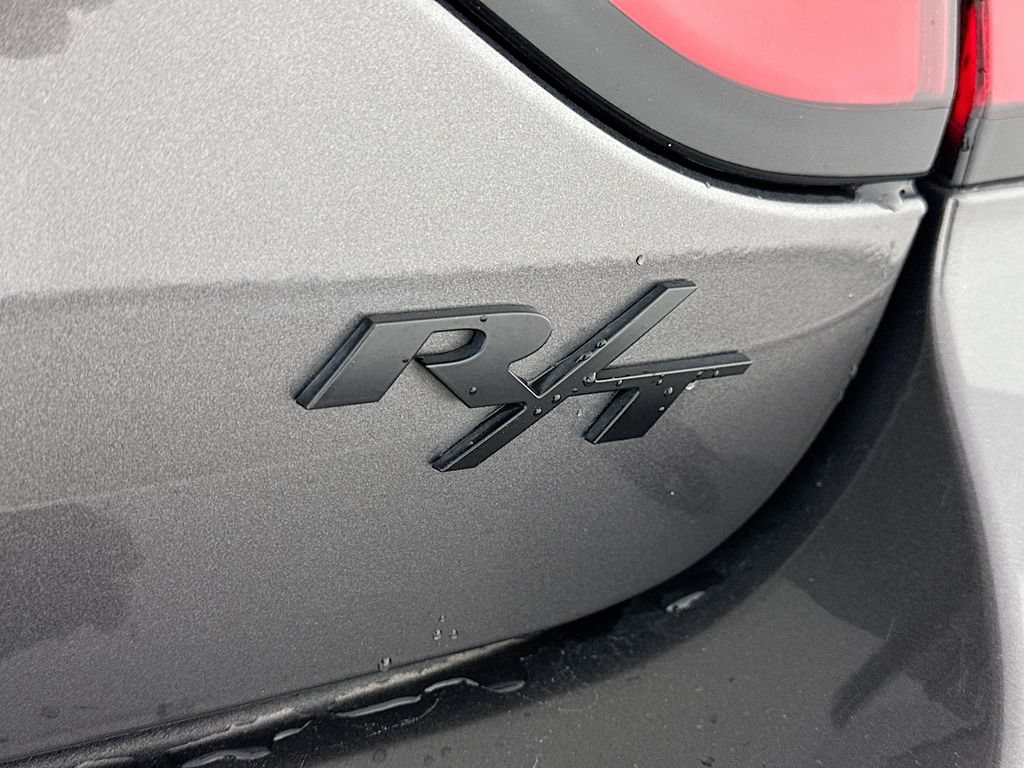 Used 2022 Dodge Charger R/T w/ Blacktop Package RWD image 36
