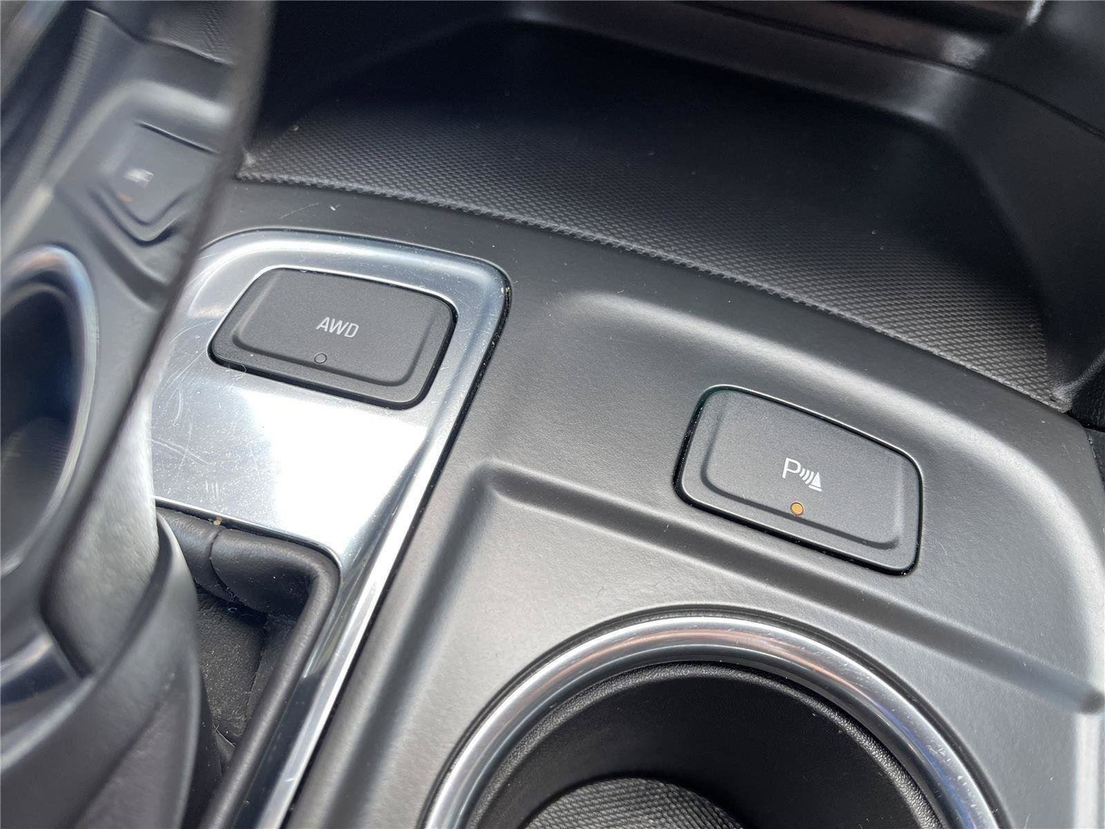 Used 2023 Chevrolet Equinox LT AWD/4WD image 27