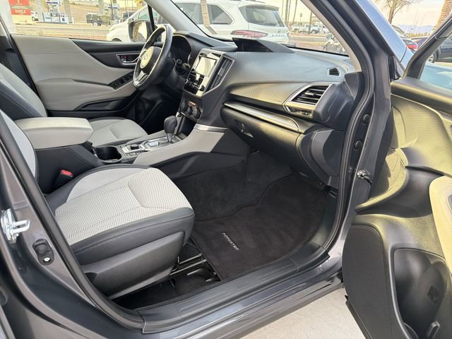 Used 2024 Subaru Forester Premium AWD/4WD image 28